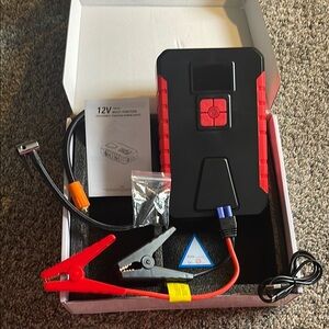 12V Portable Car Jump Starter - Black and Red